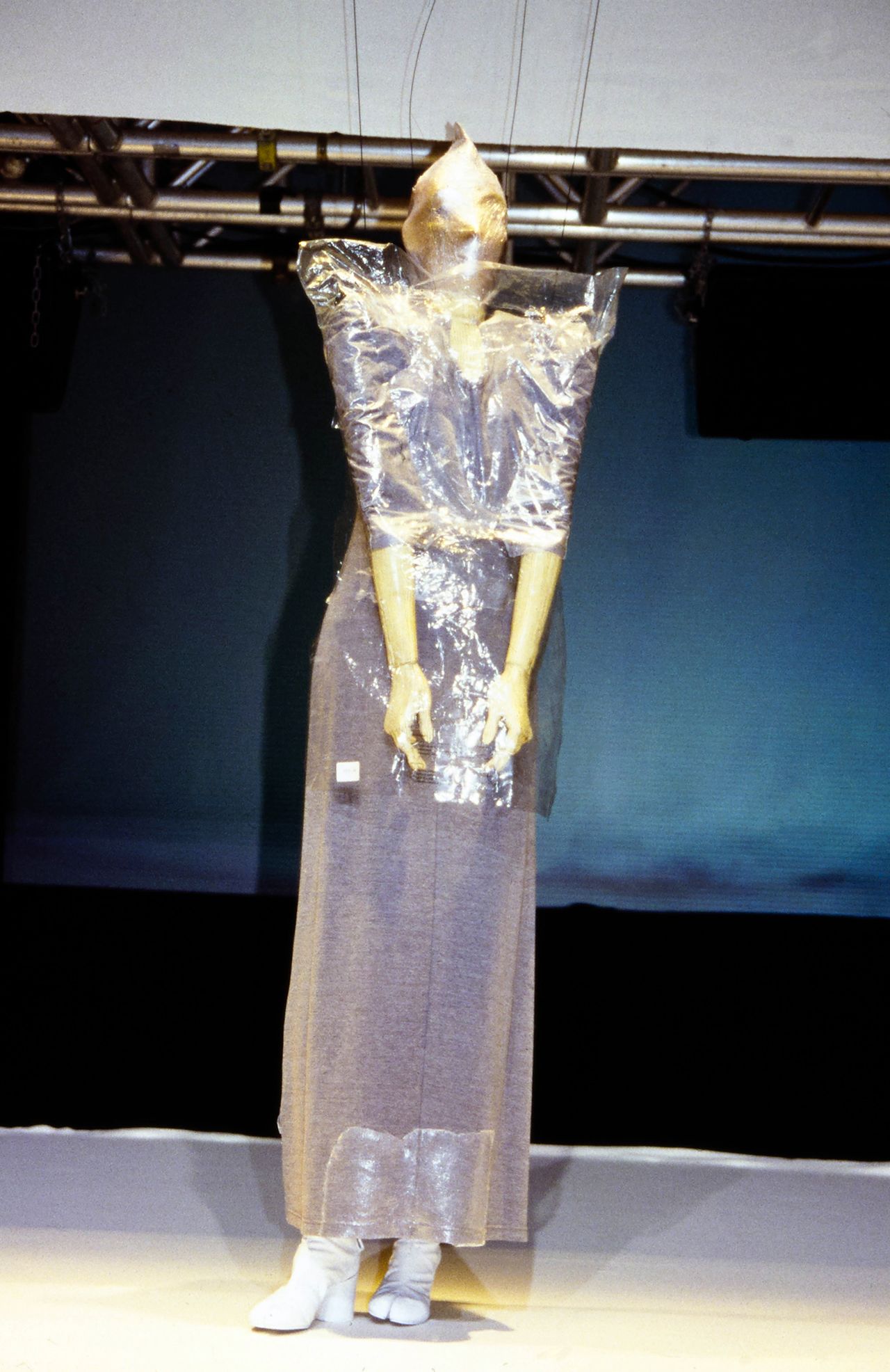 Margiela autumn winter 1998, the season the pictures were the show